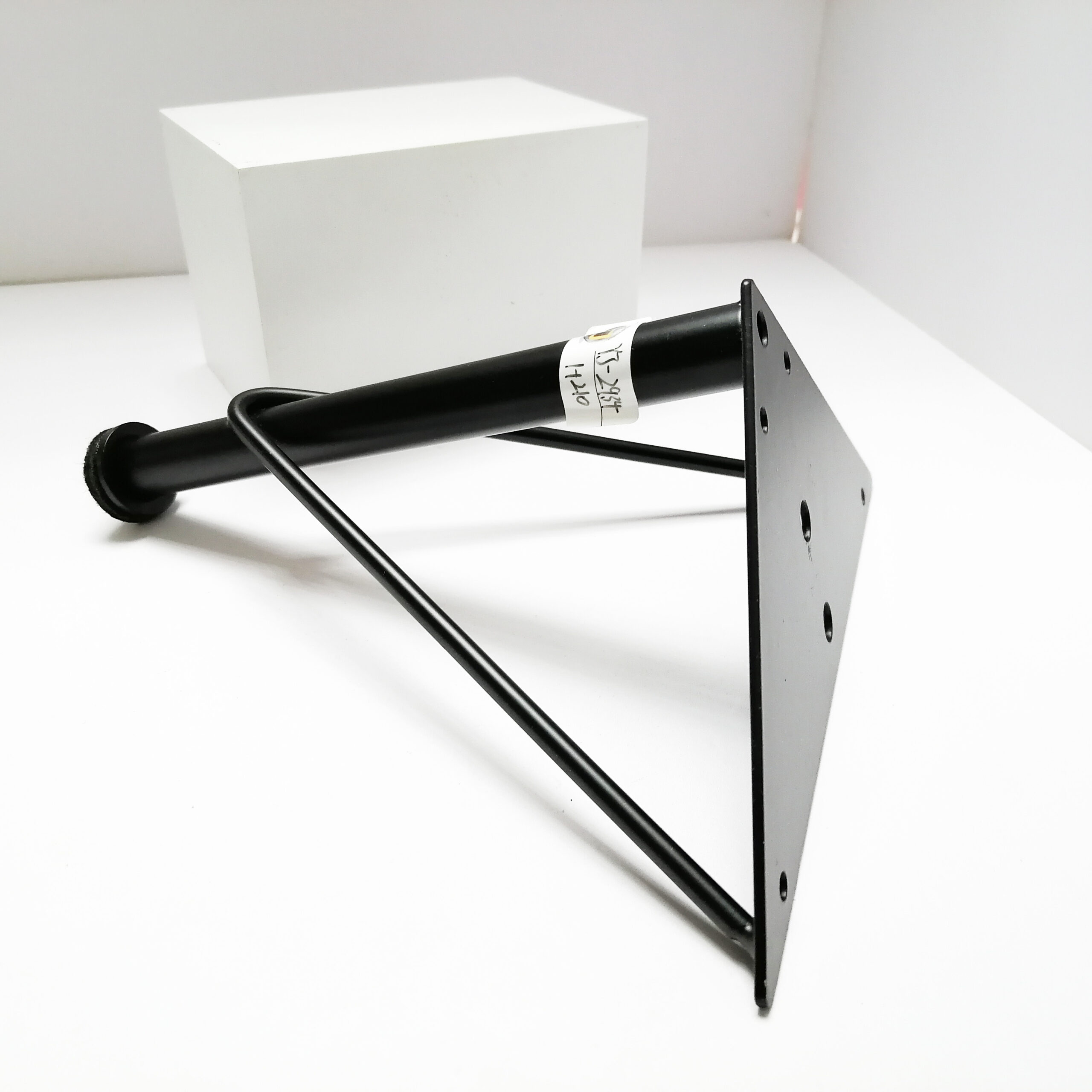 Metal Furniture Accessory Custom Metal Sofa Legs Suppliers